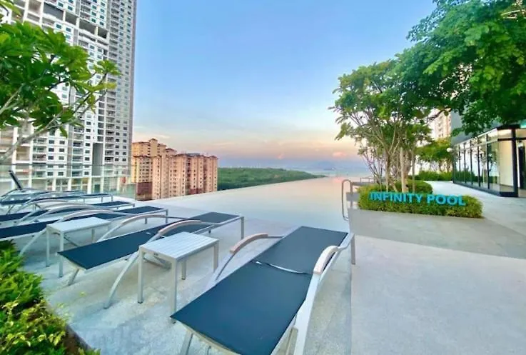 Urban Suites Skyline Georgetown Penang-Sea & City View - Affordable-Cozy & Luxury Stay Jelutong