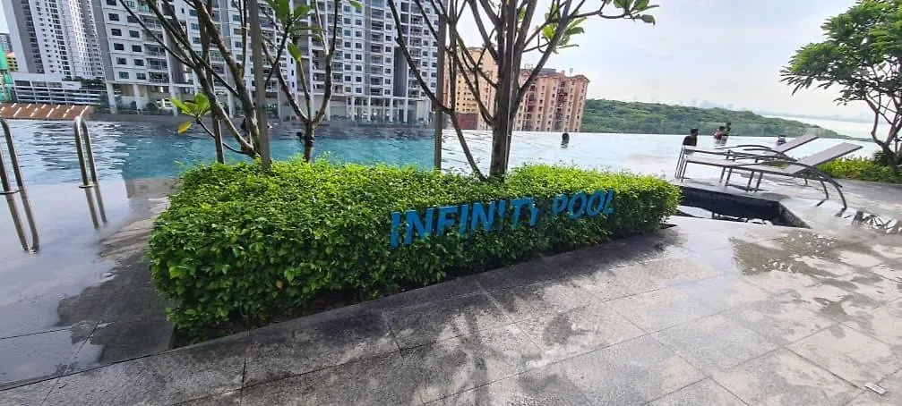 Urban Suites Skyline Georgetown Penang-Sea & City View - Affordable-Cozy & Luxury Stay Jelutong Malaysia