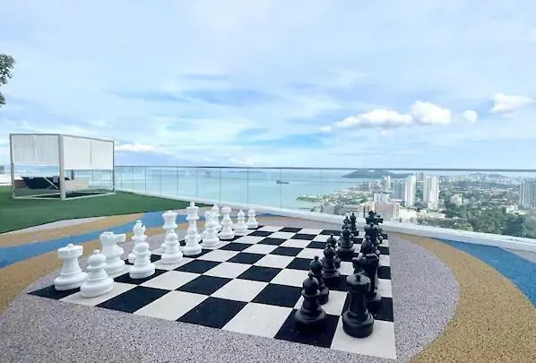 Urban Suites Skyline Georgetown Penang-Sea & City View - Affordable-Cozy & Luxury Stay Jelutong