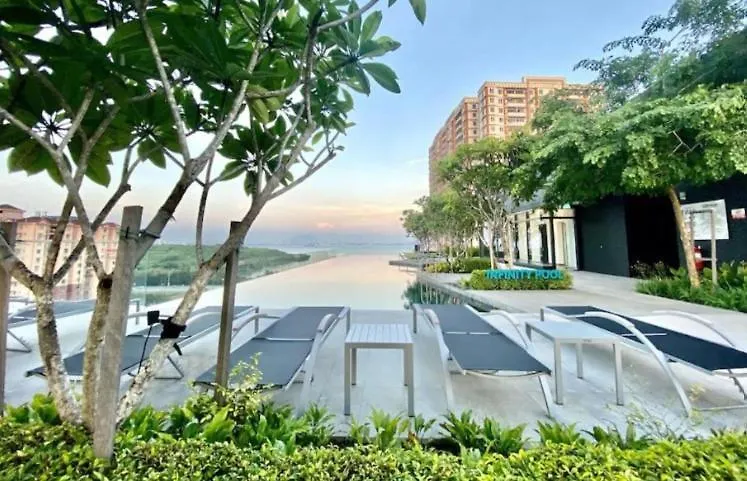 Apartment Urban Suites Skyline Georgetown Penang-Sea & City View - Affordable-Cozy & Luxury Stay Jelutong